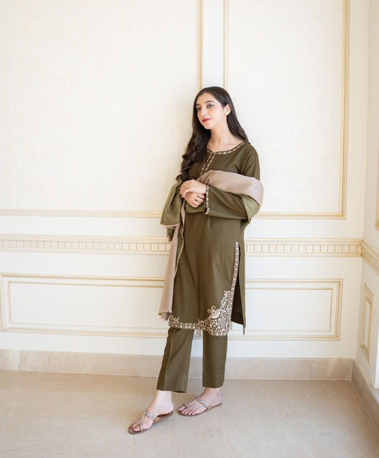 Aisling 3PC Embroidered Dhanak with Embroidered Dhanak Shawl - No-05