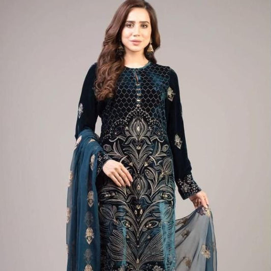 Bareeze Embroidered Lawn 3pc with Embroidered Chiffon Dupatta -14